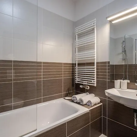 Large Terrace - Panoramic View - New Apartment Budapest