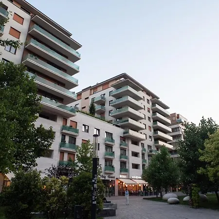 Large Terrace - Panoramic View - New *